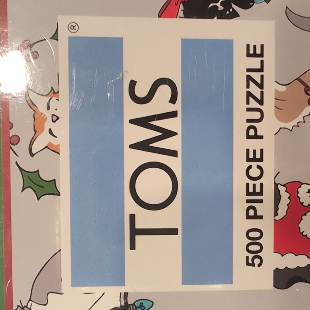 TOMS Holiday Cats Puzzle – 500 Pieces - Picture 2 of 4